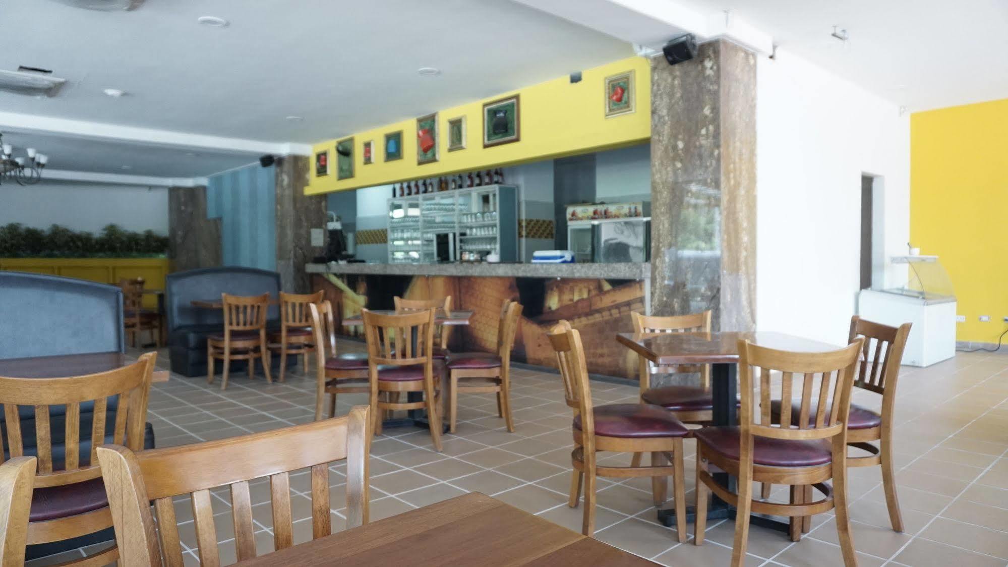 Hotel Ventura Loma Mesa de Ruitoque Eksteriør billede