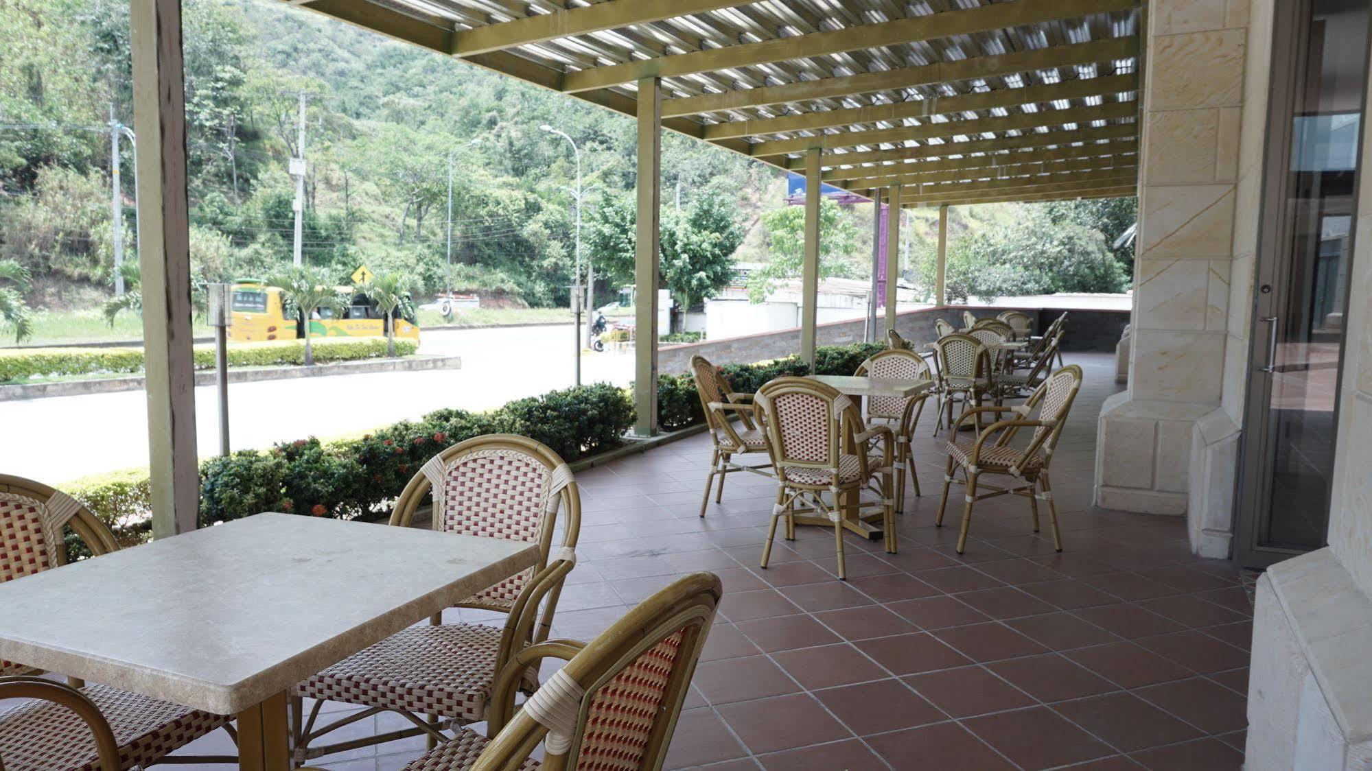 Hotel Ventura Loma Mesa de Ruitoque Eksteriør billede