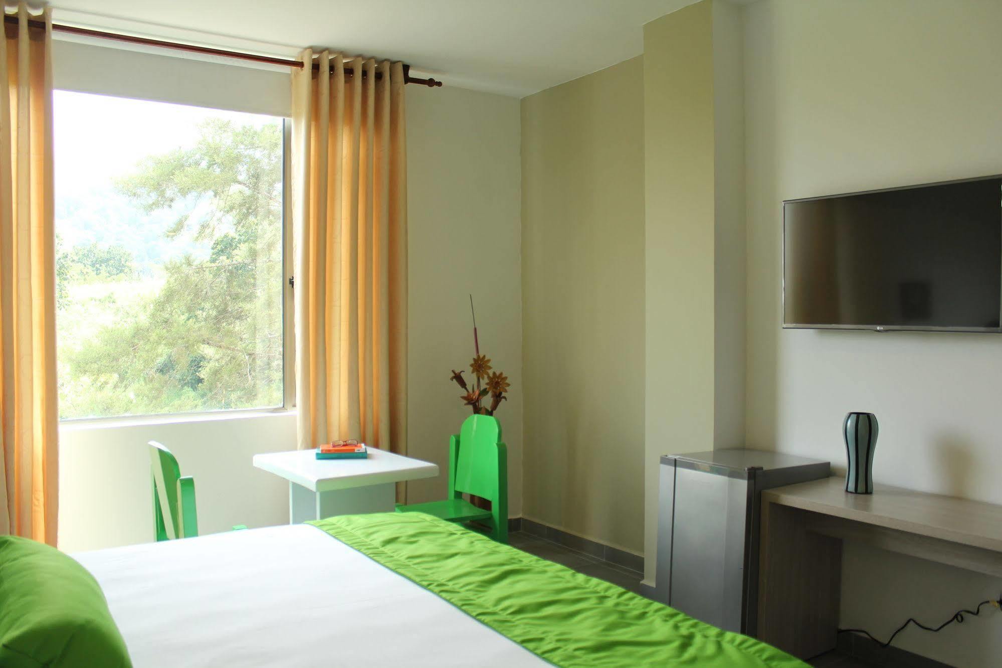 Hotel Ventura Loma Mesa de Ruitoque Eksteriør billede